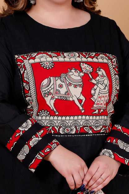 KALAMKARI HERITAGE PRINT COTTON 3 PEICE KURTA PANT IN BLACK BY PLUSSIZEKURTI