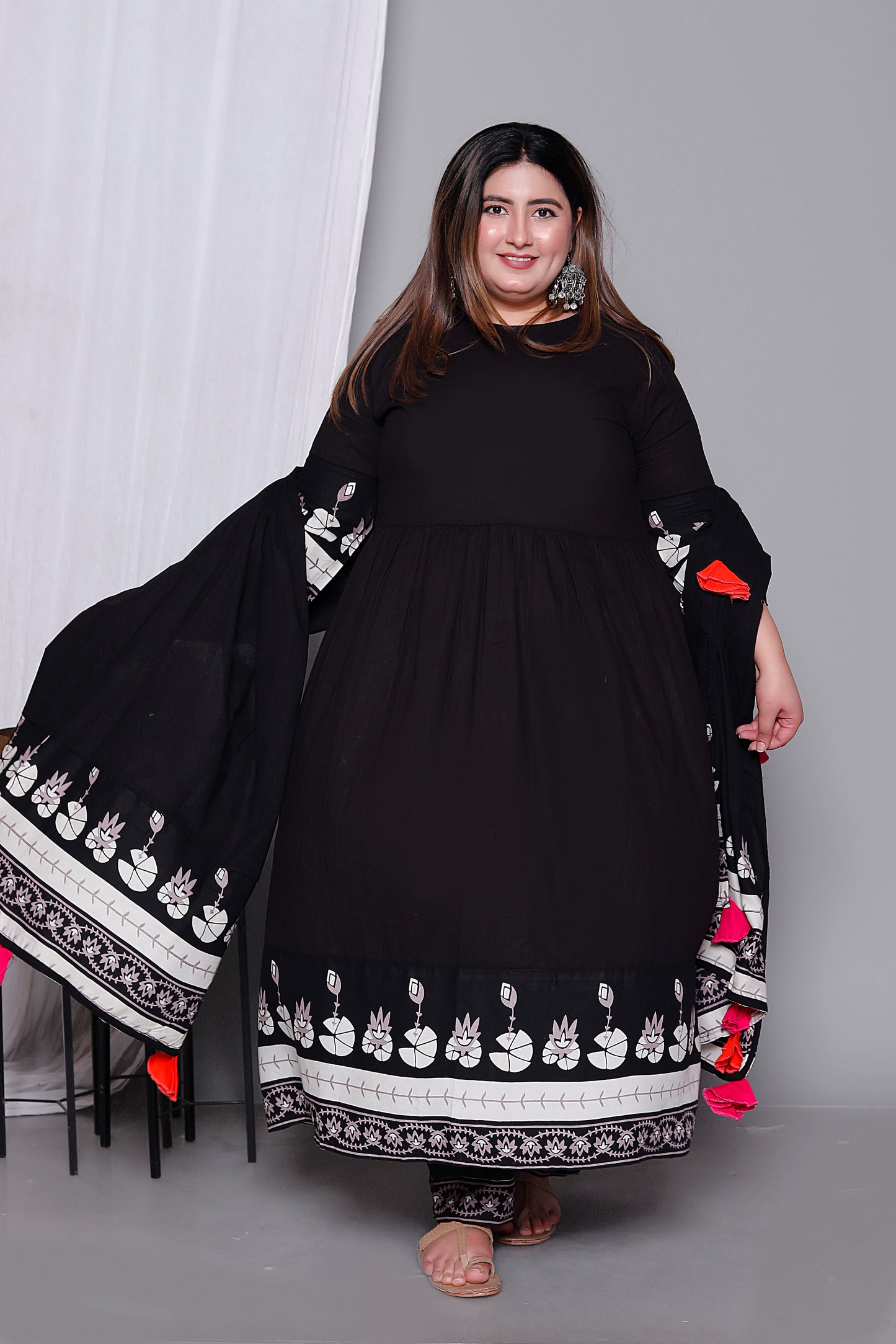 LOTUS BORDER ANARKALI SOLID COTTON 3 PEICE KURTI PANT SET IN BLACK BY PLUSSIZEKURTI