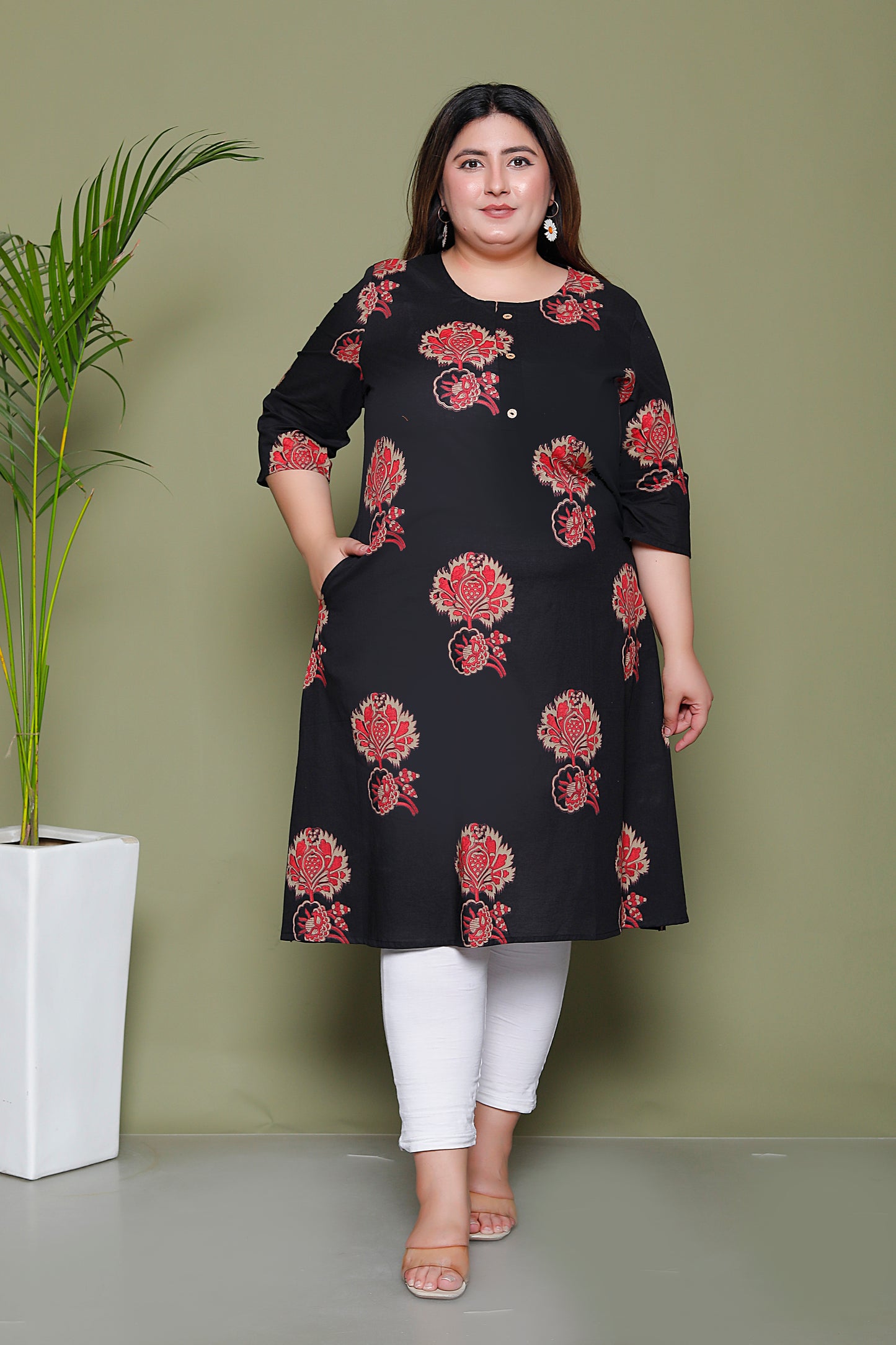 HANDBLOCK FLORAL BUTTA PRINT COTTON KURTI IN BLACK/RED BY PLUSSIZEKURTI