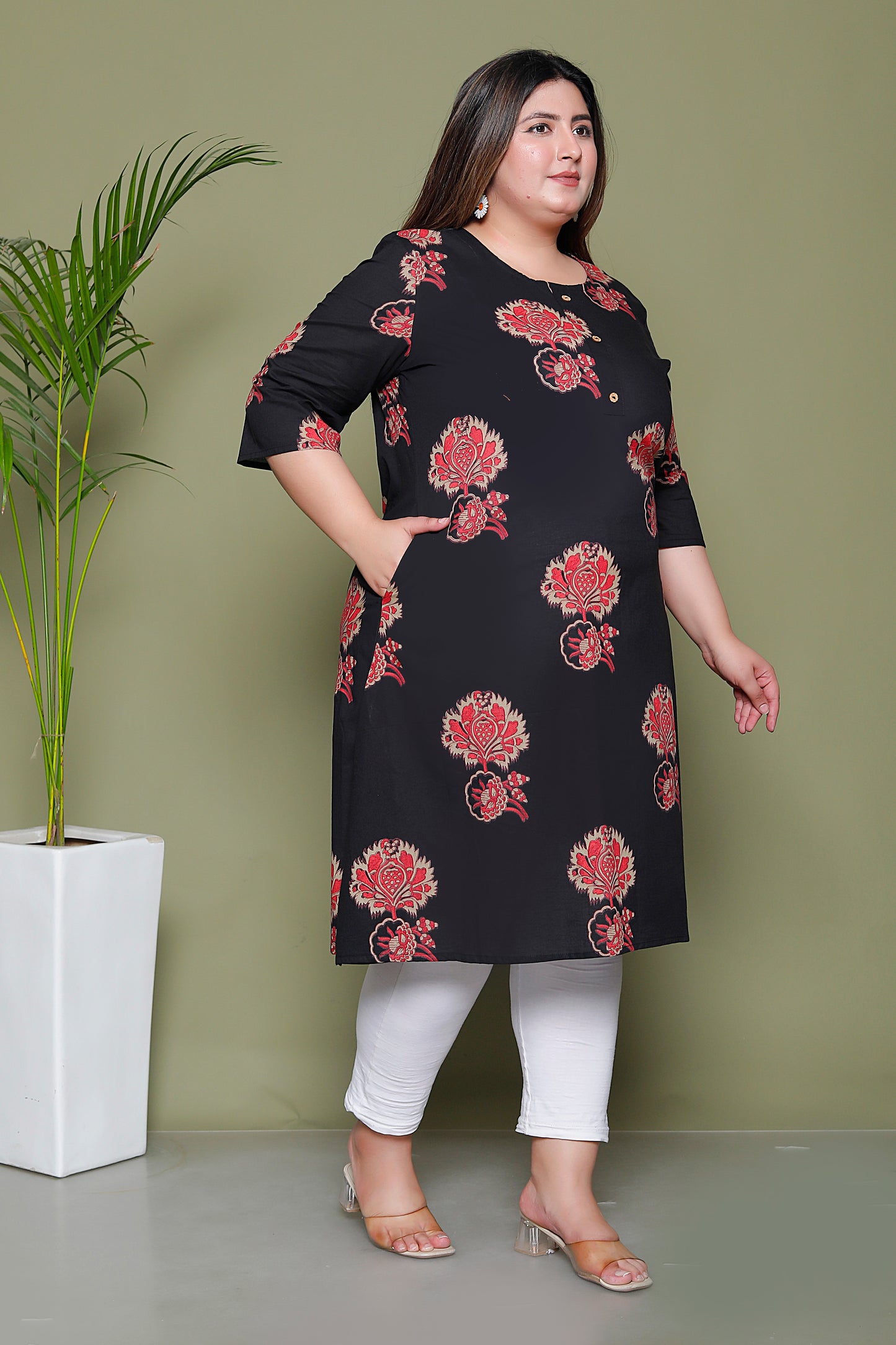 HANDBLOCK FLORAL BUTTA PRINT COTTON KURTI IN BLACK/RED BY PLUSSIZEKURTI