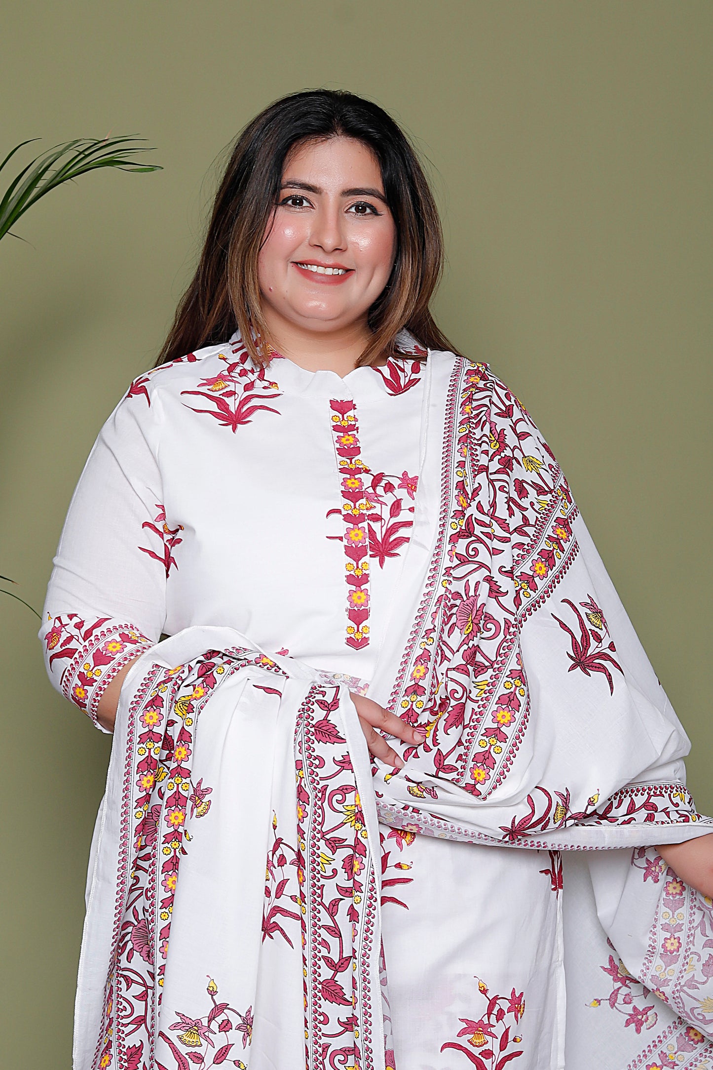 MUGHAL PRINT COTTON 3 PEICE KURTI PANT SET IN WHITE/PINK BY PLUSSIZEKURTI