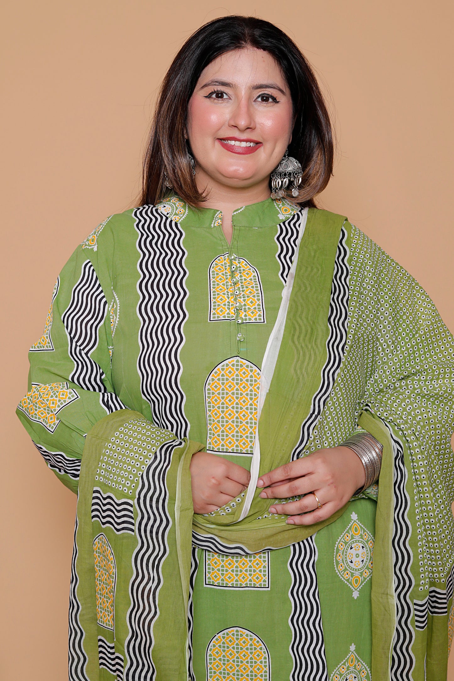 GEOMETRIC ARCH PRINT COTTON 3 PEICE KURTA PANT IN LEAF GREEN BY PLUSSIZEKURTI