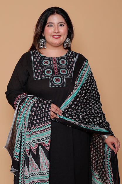 AJRAKH ETHNIC PRINT COTTON 3 PEICE KURTA PANT IN BLACK BY PLUSSIZEKURTI