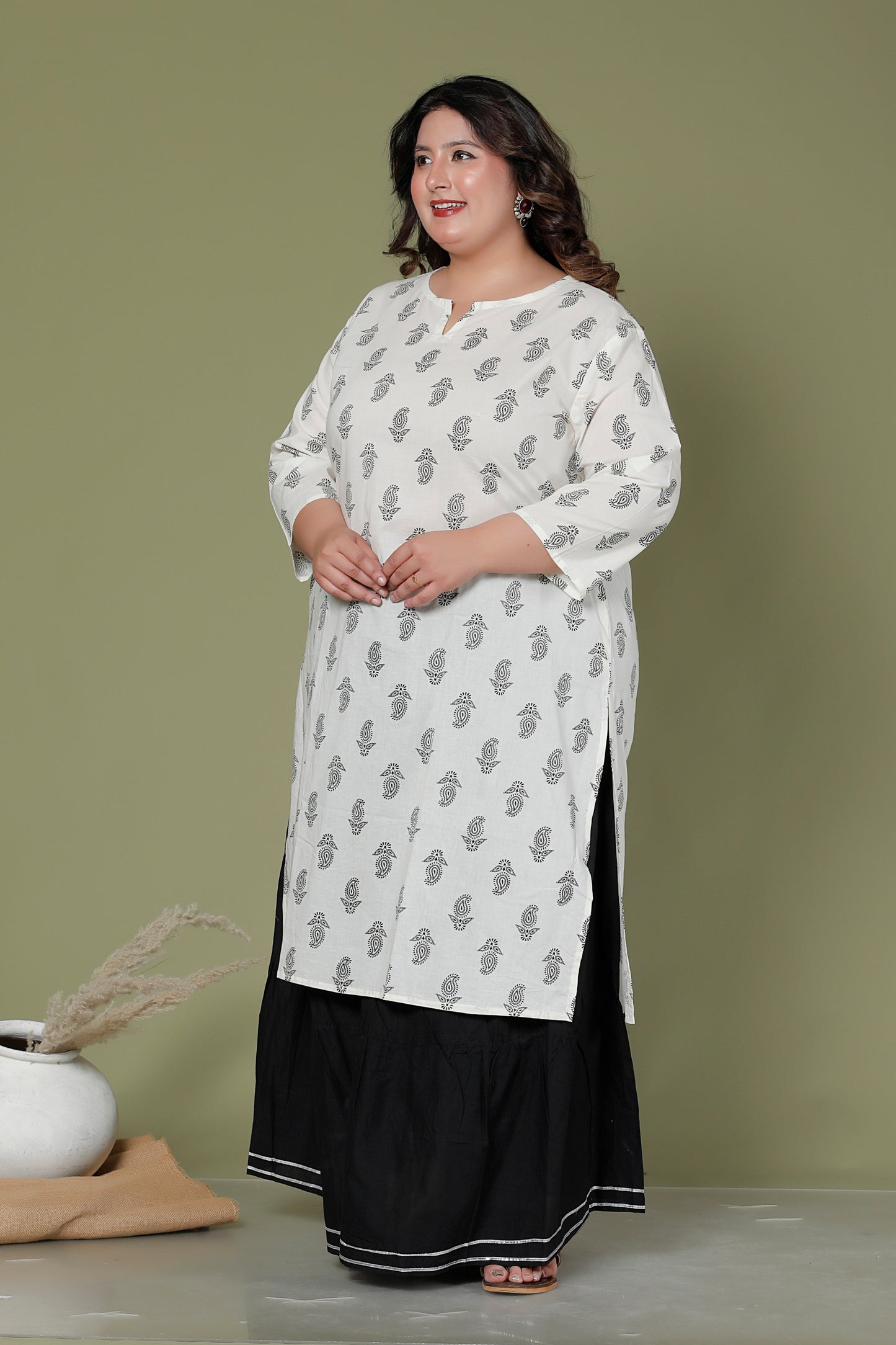 SKIRT PANT COTTON 2 PEICE PAISLEY PRINT KURTA SET IN OFFWHITE/BLACK BY PLUSSIZEKURTI
