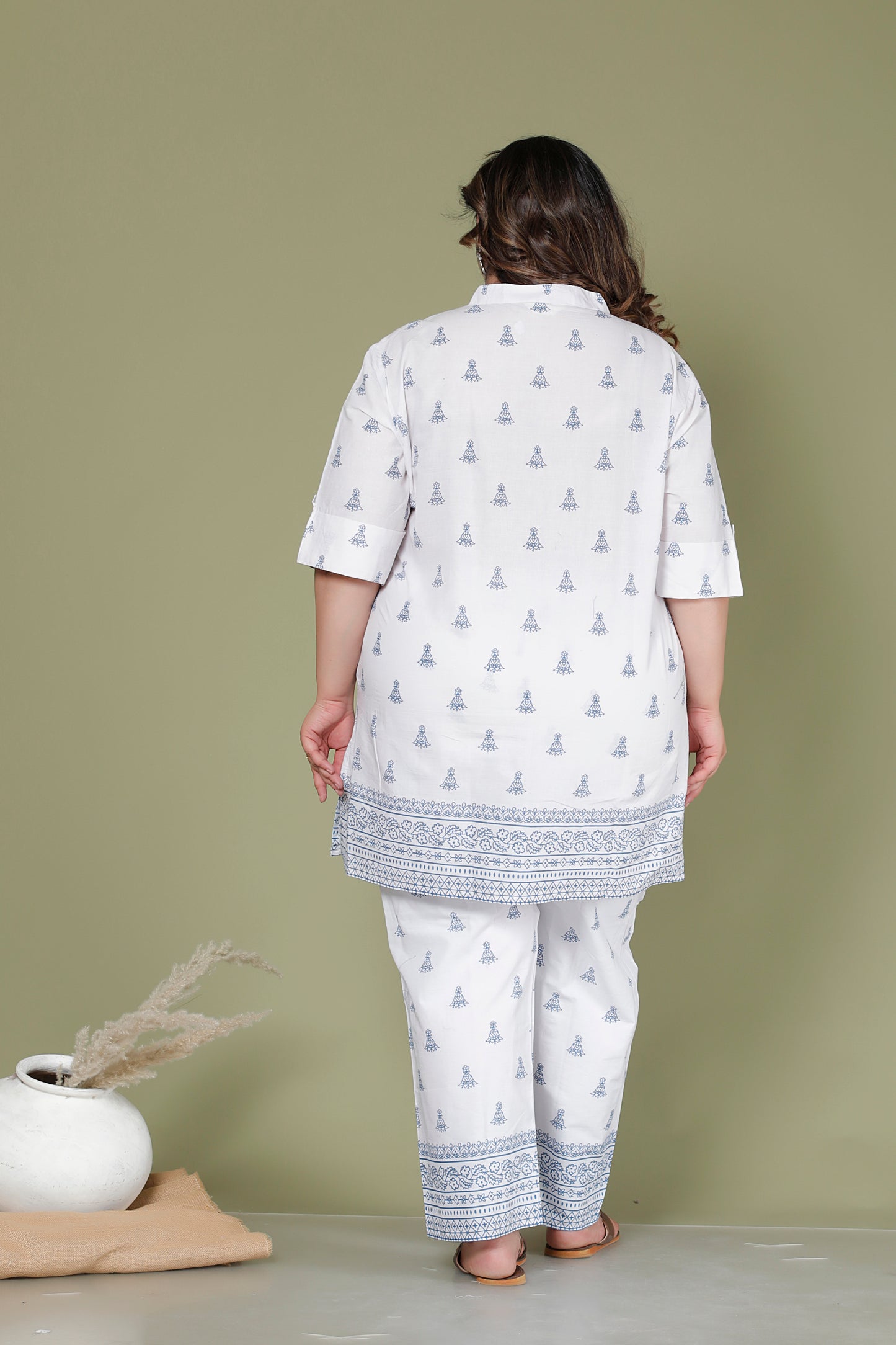 BELL BUTTA PRINT COTTON CO-ORD SET IN BLUE/ WHITE BY PLUSSIZEKURTI