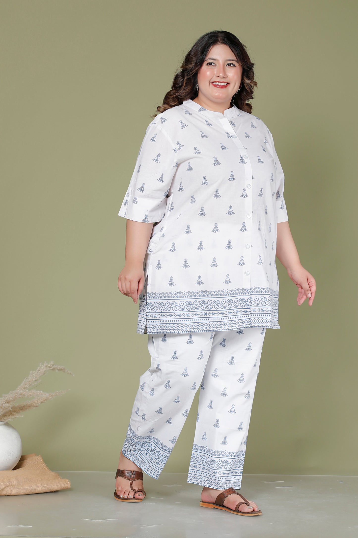 BELL BUTTA PRINT COTTON CO-ORD SET IN BLUE/ WHITE BY PLUSSIZEKURTI