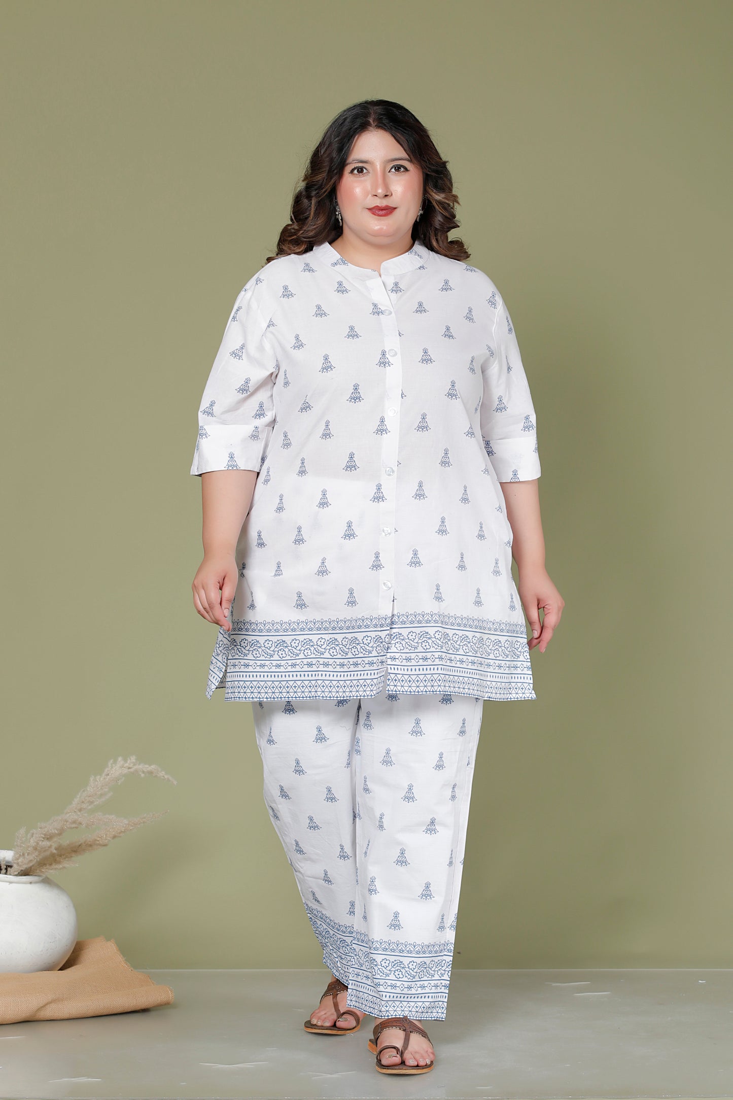 BELL BUTTA PRINT COTTON CO-ORD SET IN BLUE/ WHITE BY PLUSSIZEKURTI