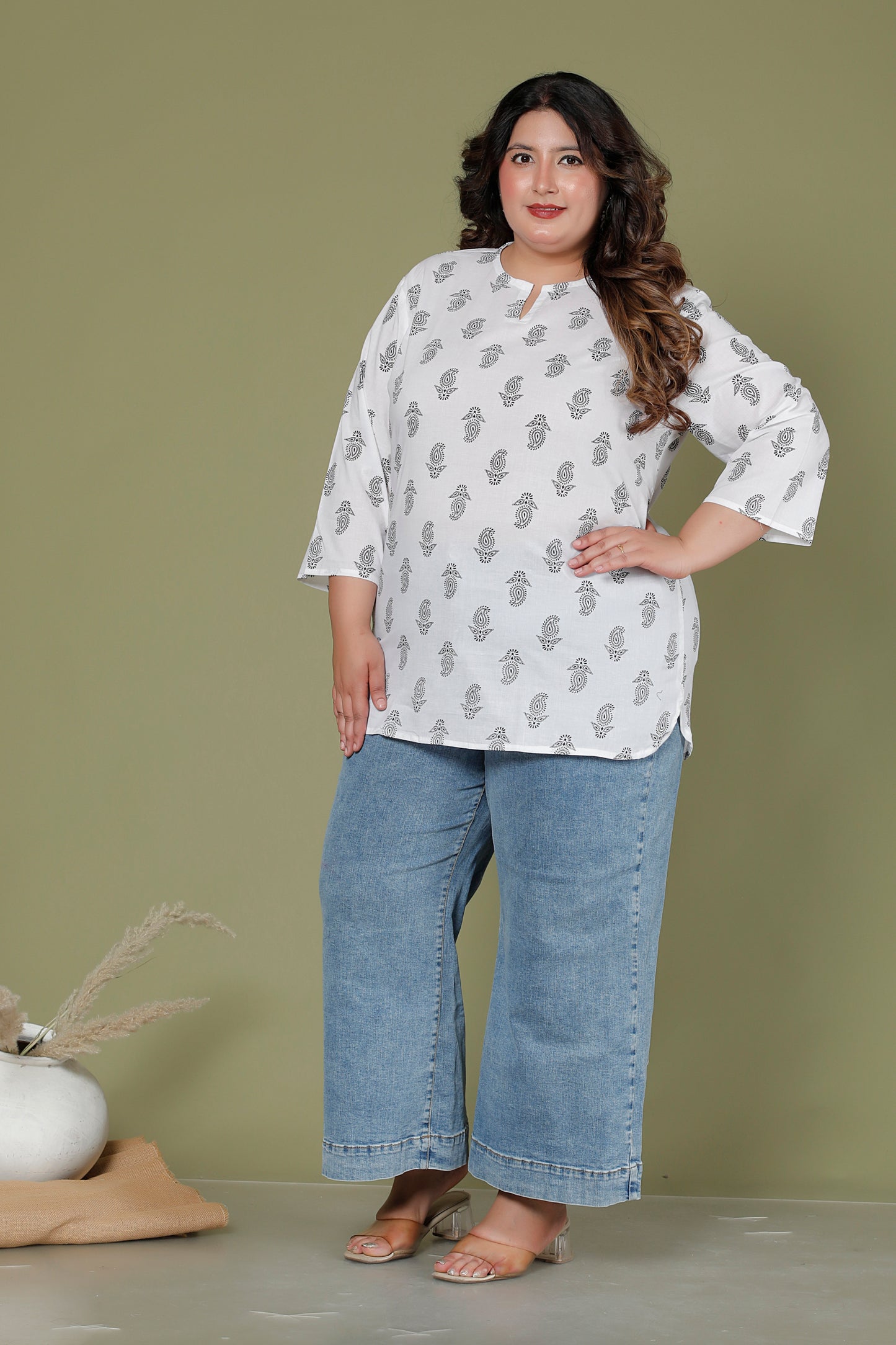 PAISLEY BUTTA PRINT COTTON TOP IN WHITE/BLACK COLOUR BY PLUSSIZEKURTI