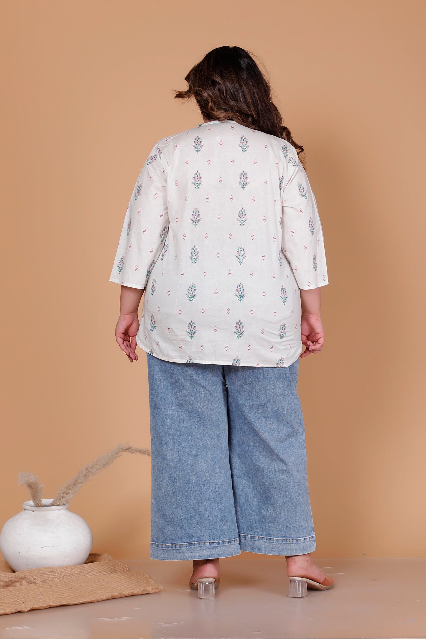 FLORAL BUTTA PRINT COTTON TOP IN OFFWHITE COLOUR BY PLUSSIZEKURTI