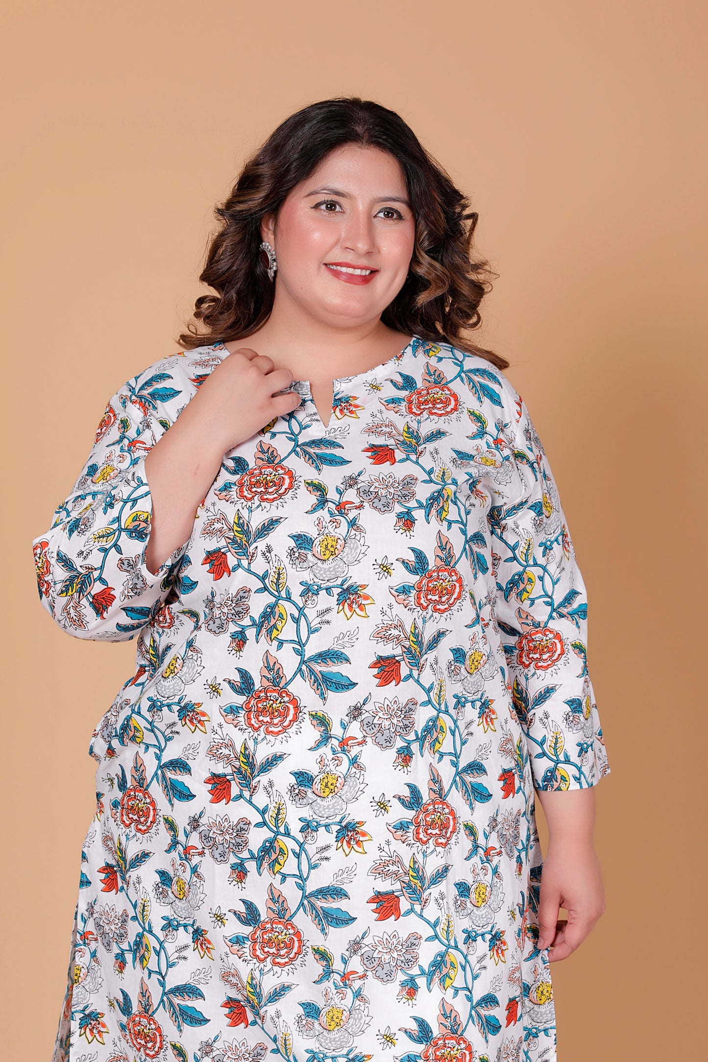 FLORAL PRINT COTTON KURTI IN MULTICOLOUR BY PLUSSIZEKURTI